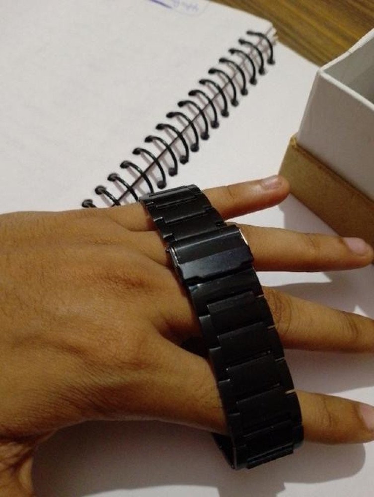 Trendy men watches